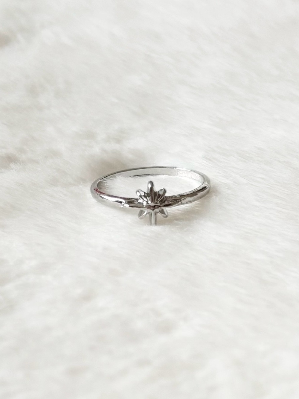 5/$15 🩷 MUST BUNDLE Silver Starburst Stackable Ring - Silver